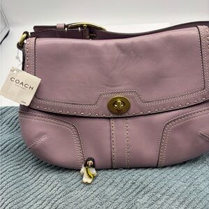 Coach Women's Pink Lilac Leather Shoulder Bag